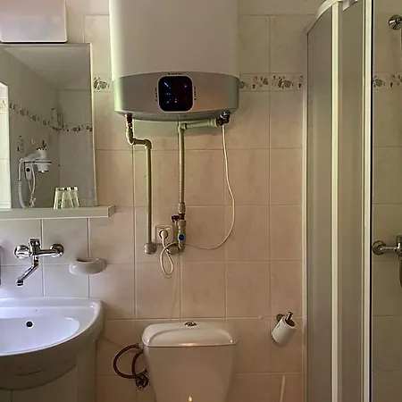 Samoobsluzny Vydra